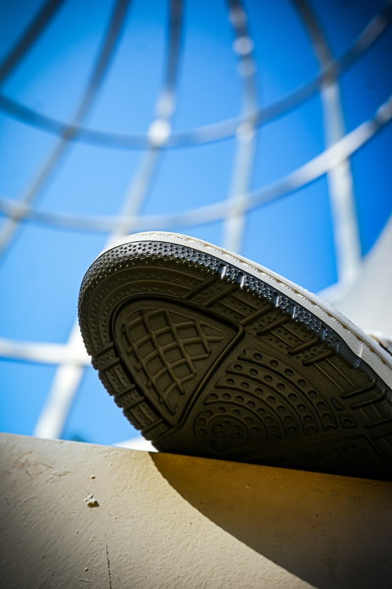 YEEZYのスニーカーイメージ