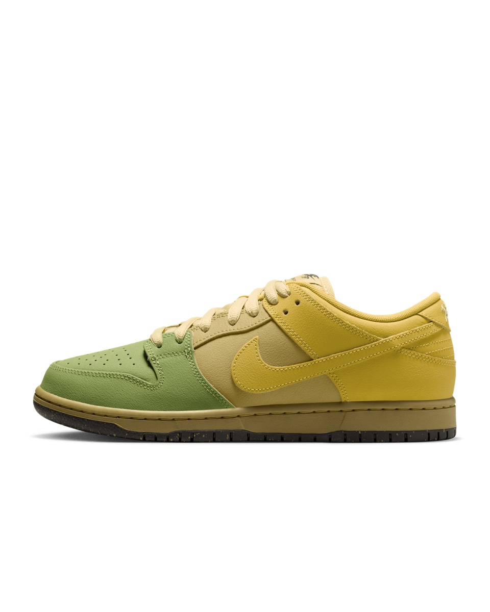 Nike SB Dunk Low Pro Saffron Quartz and Pear(IO0427-300)公式product画像